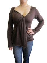 Women Fashionable Cotton V-neck Long Sleeve Top (1503)